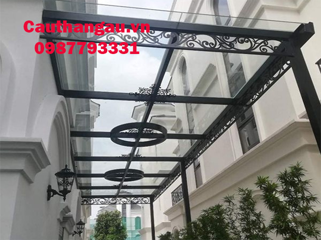 Mái che sắt nghệ thuật kính cường lực tại hà nội Mái che sắt nghệ thuật kính cường lực tại hà nội